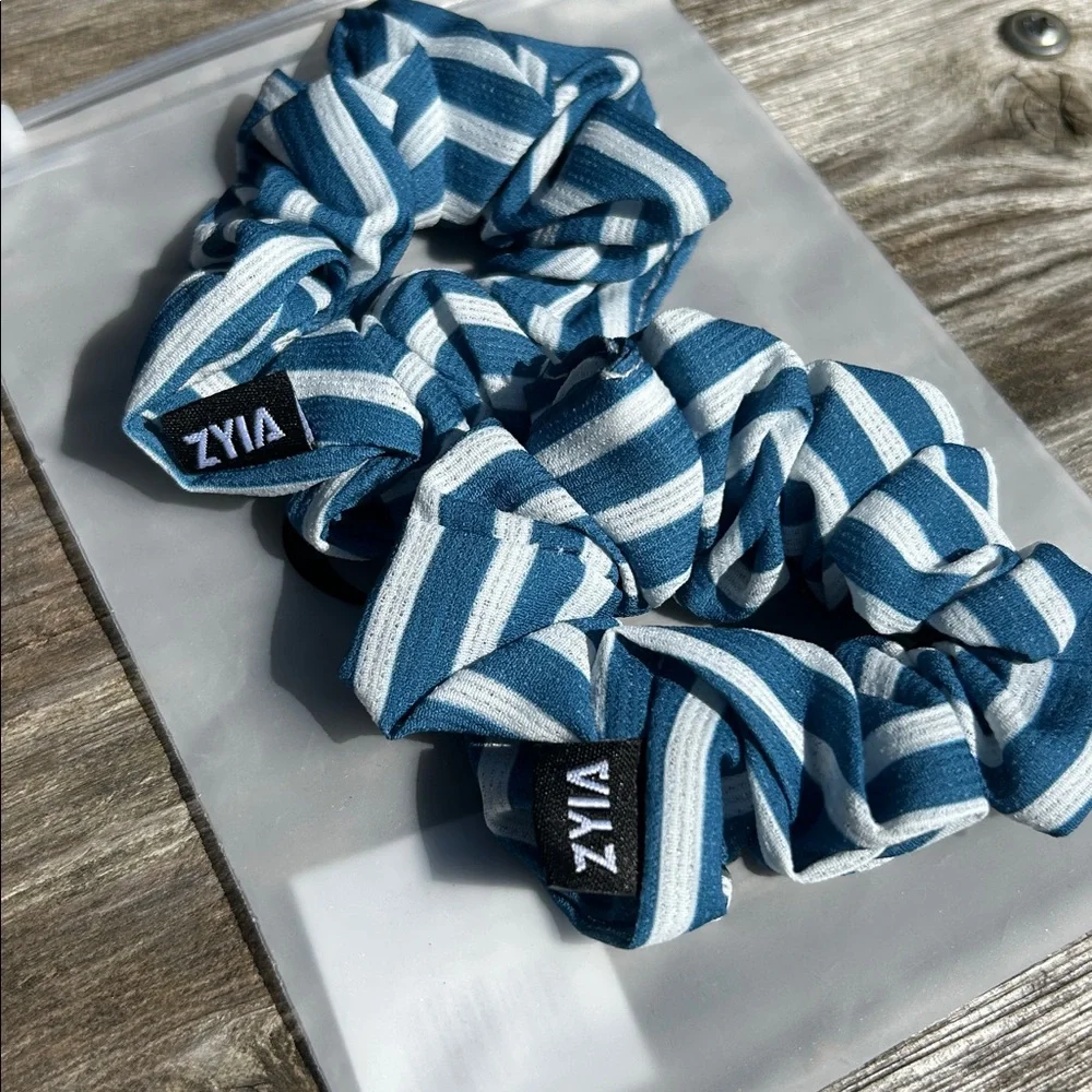 ZYIA Active Blue Boardwalk Scrunchie (2 Pack)  Item #2267 New in bag!